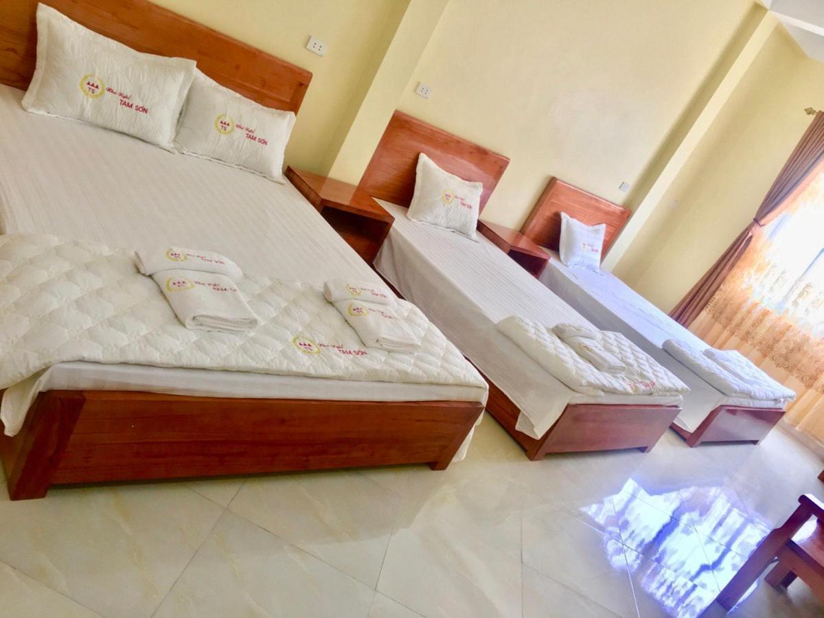 Khach San Tam Son Hotel Ха Жианг Екстериор снимка