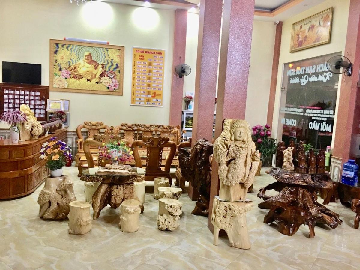 Khach San Tam Son Hotel Ха Жианг Екстериор снимка